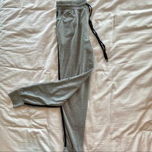 Francesca’s Light Gray Joggers